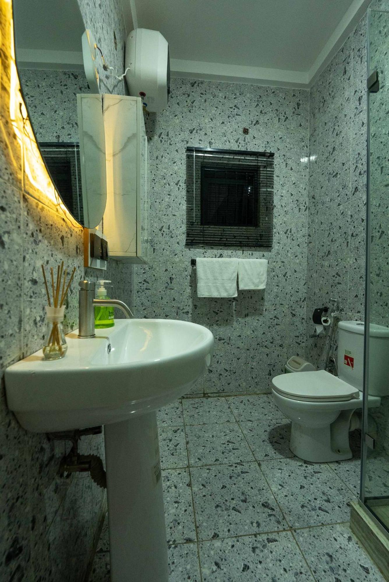 Cozy Leisure Apartment Абуджа Экстерьер фото